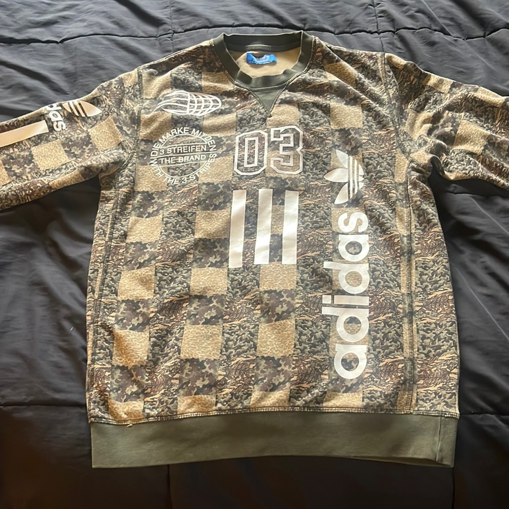 RARE Adidas Multi-Camo Sweater // Medium // Great Condition